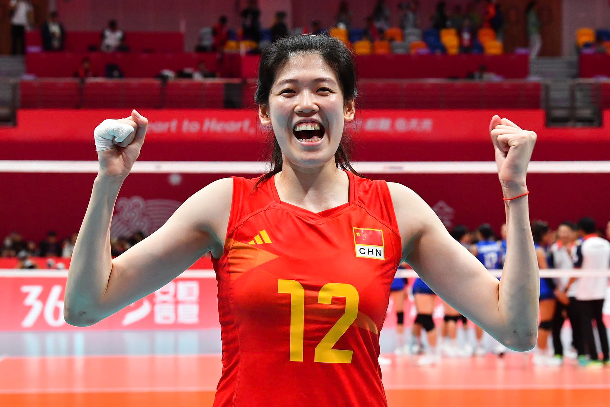 意大利米兰女排俱乐部官宣：李盈莹正式加盟球队